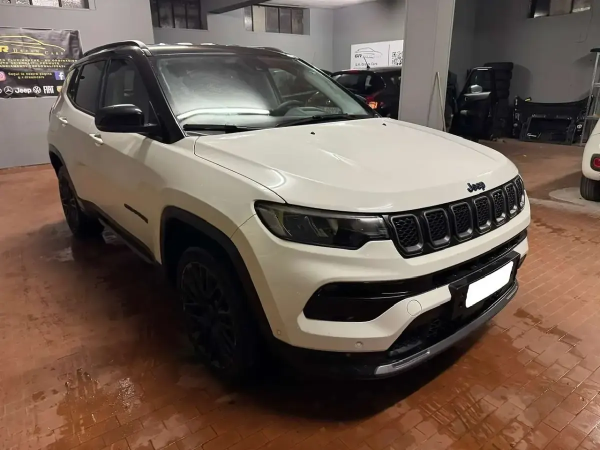 Usata Jeep Compass 179 CV (131 kW) 2023 Bianco SUV
