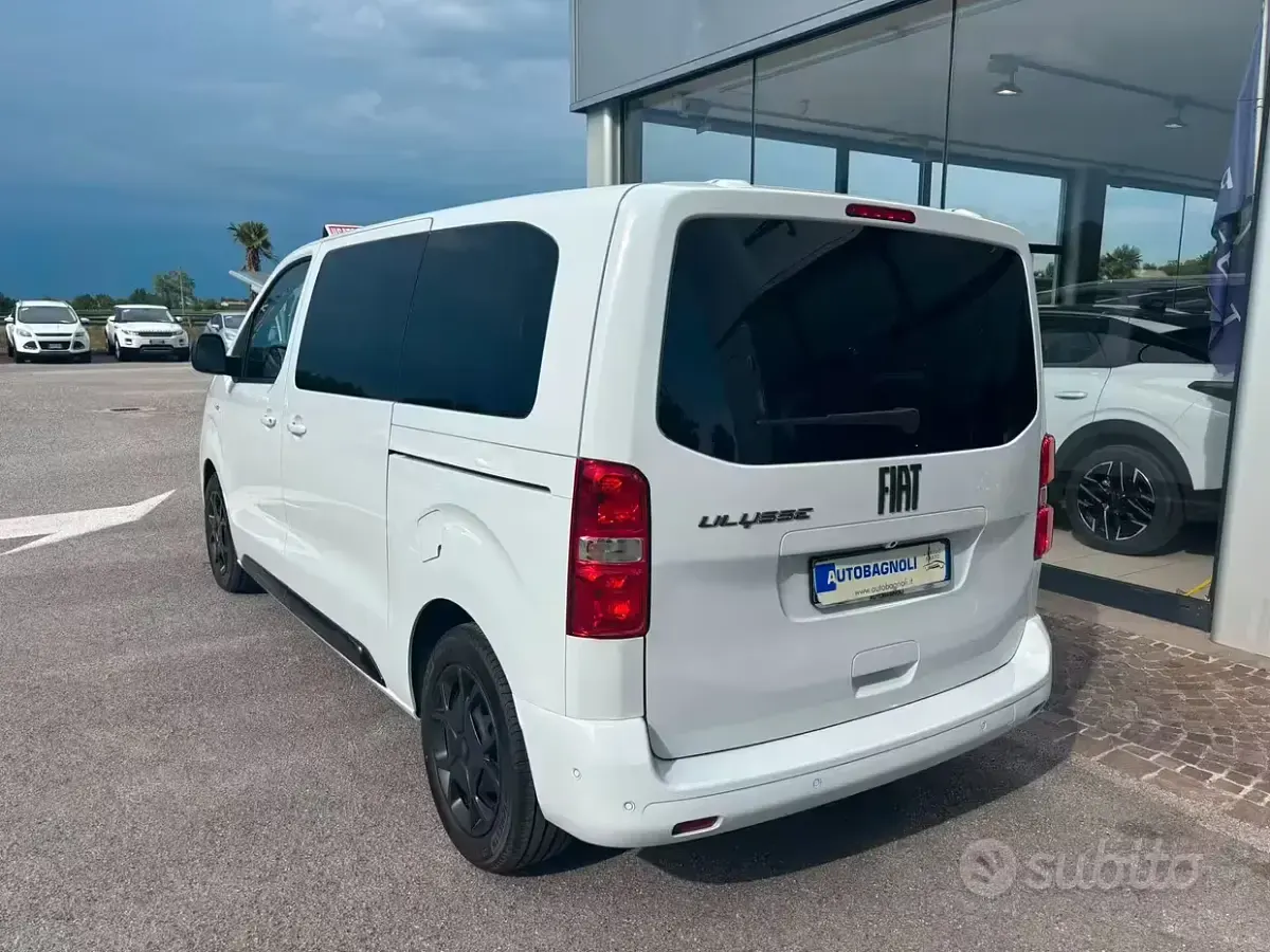 Usata Fiat Ulysse 130 kW (177 CV) 2025 Bianco Monovolume