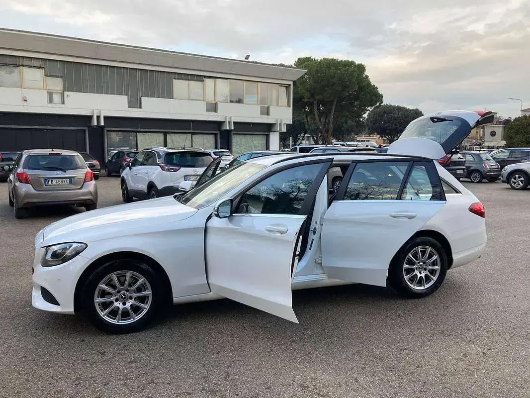 Usata Mercedes C180 Exclusive 116 CV (85 kW) 2016 Bianco Station wagon