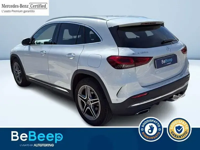 Usata Mercedes GLA180 Premium 116 CV (85 kW) 2022 Bianco SUV