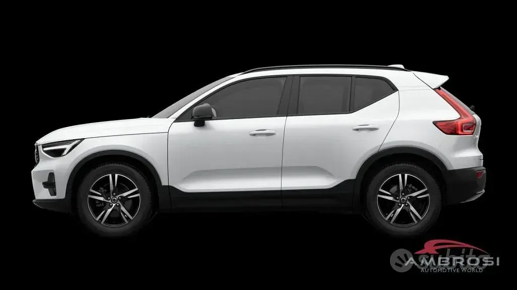 Nuova Volvo XC40 Plus 163 CV (119 kW) 2026 Cristal white pearl SUV