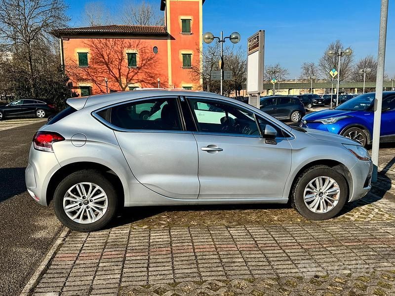 Usata DS Automobiles DS4 120 CV (88 kW) 2015 Grigio Berlina