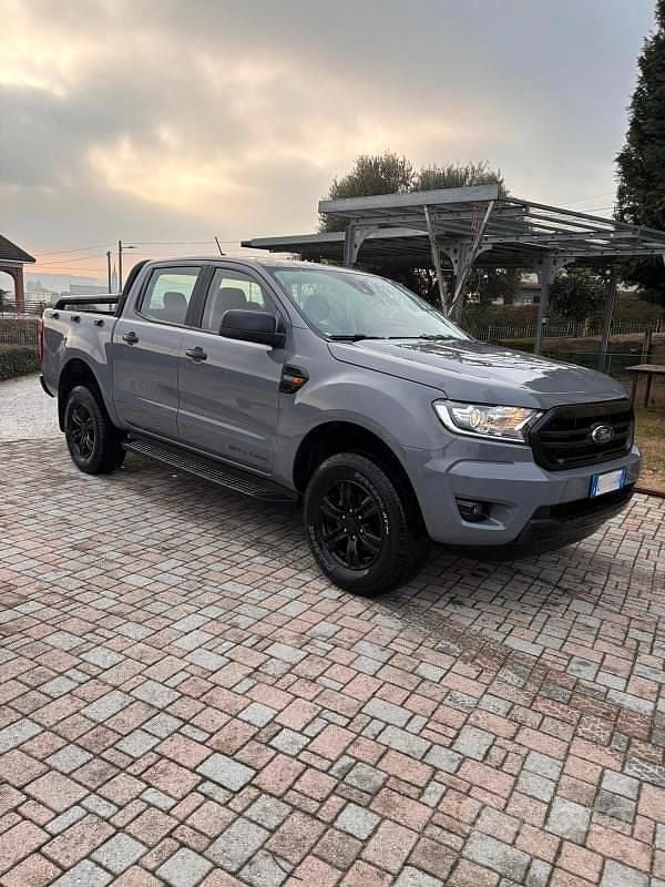 Usata Ford Ranger Wolftrak 170 CV (125 kW) 2022 Grigio Pick-up
