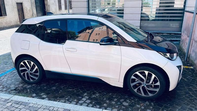 Usata BMW i3 75 kW (102 CV) 2017 Bianco Utilitaria