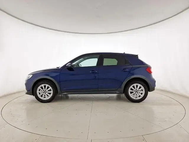 Usata Audi A1 Business 116 CV (85 kW) 2025 Blu navarra metallizzato SUV