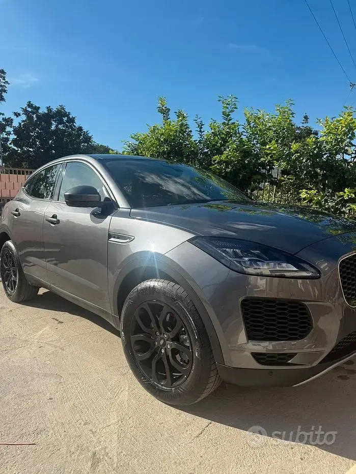 Usata Jaguar E-Pace 150 CV (110 kW) 2019 Grigio SUV