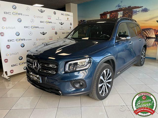 Usata Mercedes GLB200 150 CV (110 kW) 2021 Blu SUV