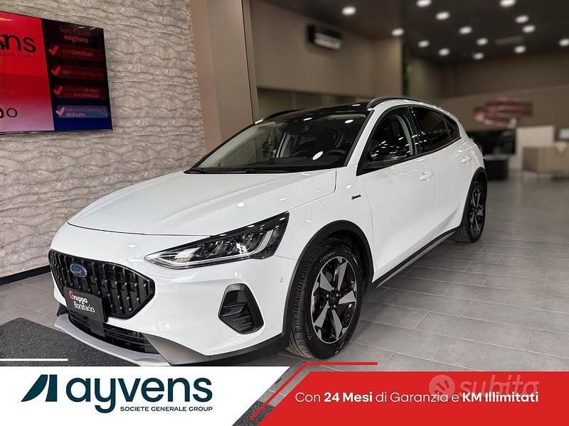 Usata Ford Focus ST-Line 115 CV (84 kW) 2024 Bianco Berlina