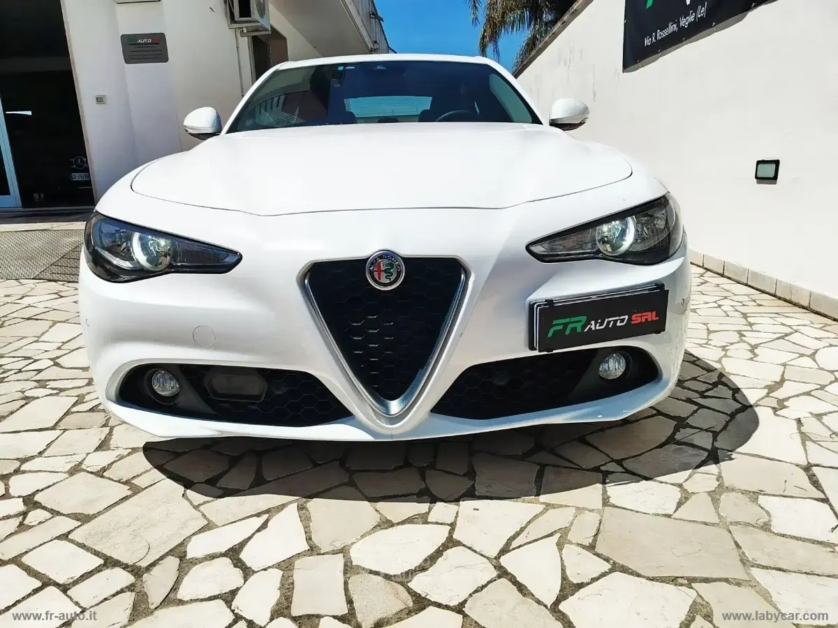 Usata Alfa Romeo Giulia 150 CV (110 kW) 2016 Berlina