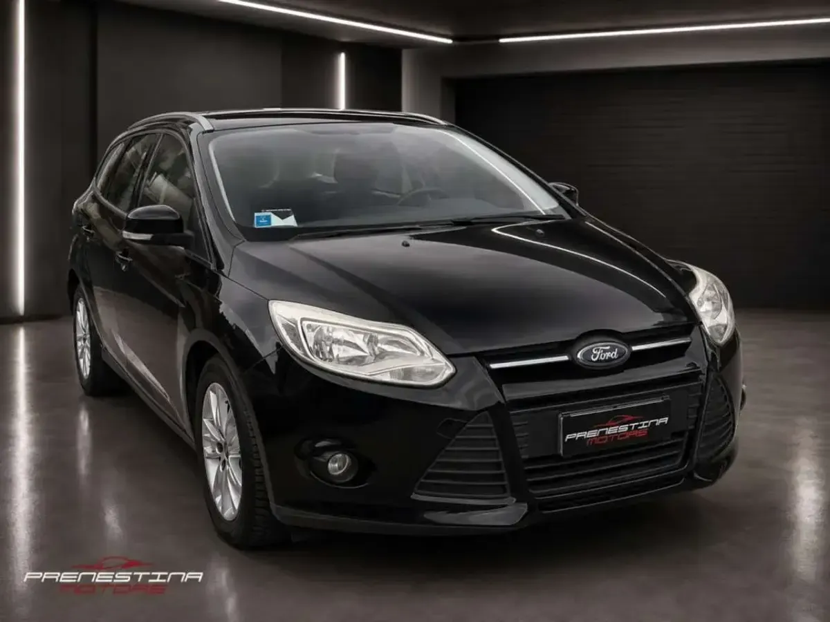 Usata Ford Focus Titanium 116 CV (85 kW) 2012 Nero Station wagon