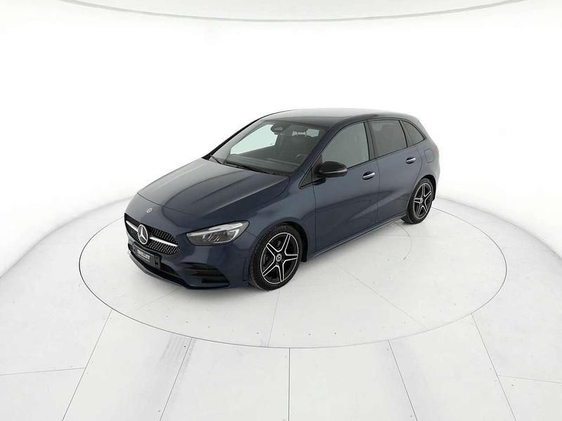 Usata Mercedes B180 Advanced Plus 116 CV (85 kW) 2024 Blu/azzurro Monovolume