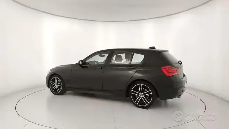 Begagnad BMW 114 M Sport 95 HK (69 kW) 2018 Svart Halvkombi