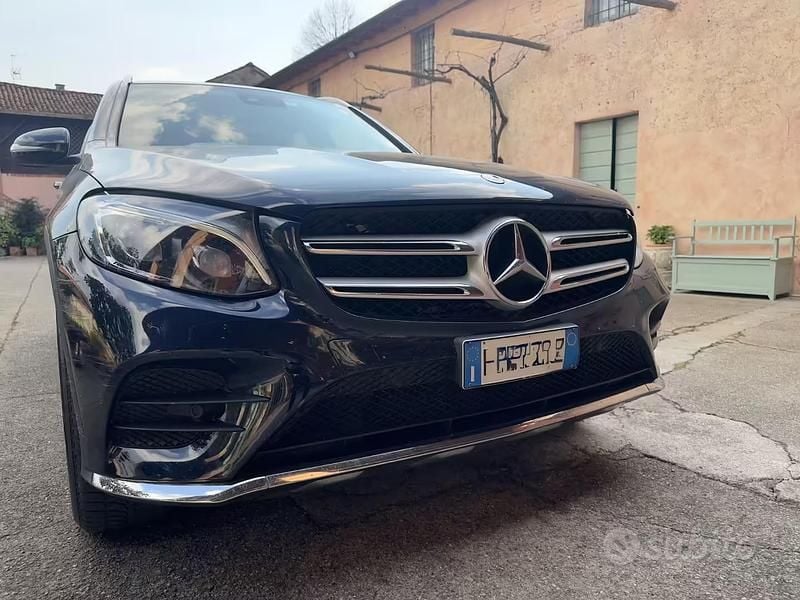Usata Mercedes GLC250 211 CV (155 kW) 2019 Blu SUV