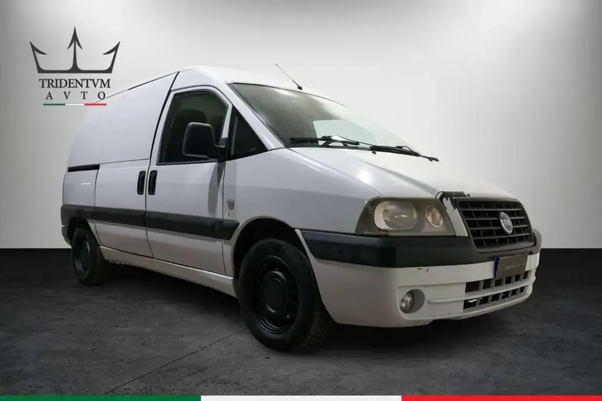 Usata Fiat Scudo Lusso 109 CV (80 kW) 2006 Bianco Furgone