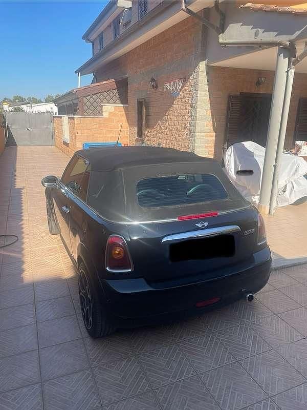 Usata Mini Cooper Cabriolet 120 CV (88 kW) 2009 Cabrio