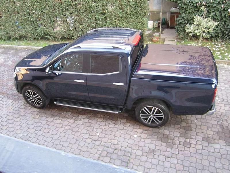 Usata Mercedes X250 Business 190 CV (139 kW) 2018 Blu/azzurro Pick-up