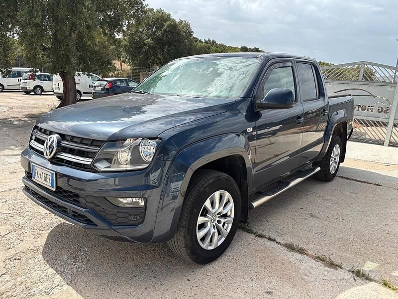 Usado VW Amarok 224 CV (164 kW) 2017 Azul Pickup/Camioneta