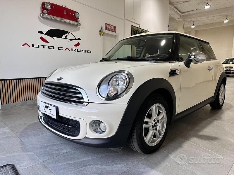 Nero Usata 2014 Mini One Countryman SUV | 7990 € (Ottimo prezzo) - Immagine 1/4