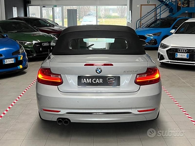 Usata BMW 220 Sport Line 190 CV (139 kW) 2015 Grigio Cabrio