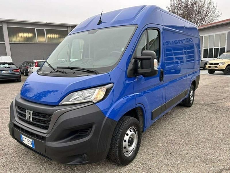 Usata Fiat Ducato 33 120 CV (88 kW) 2022 Blu Furgone