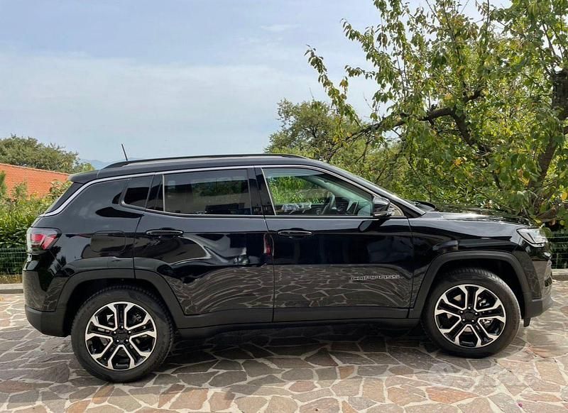 Usata Jeep Compass Limited 150 CV (110 kW) 2021 Nero SUV