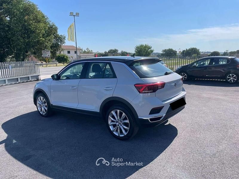 Usata VW T-Roc Advance 116 CV (85 kW) 2020 White silver/tetto nero SUV