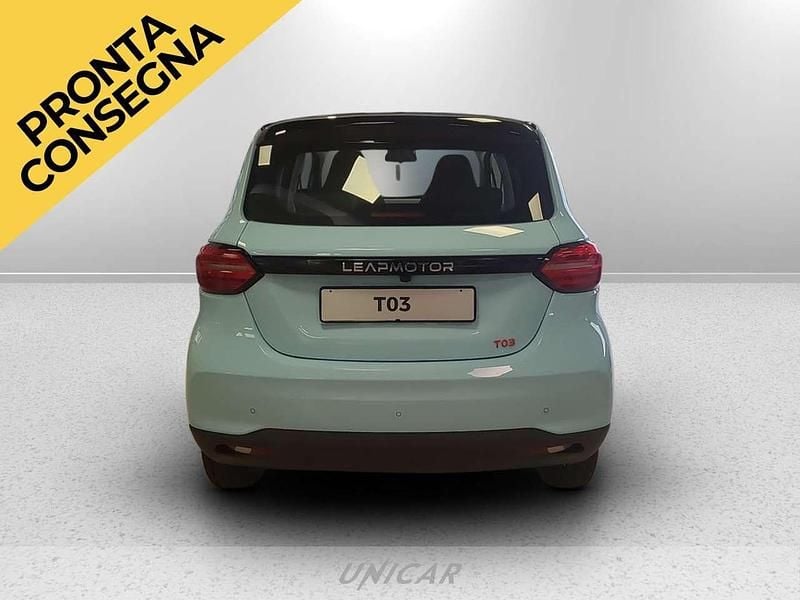 Nuova Leapmotor T03 2026 Blu/azzurronero Utilitaria