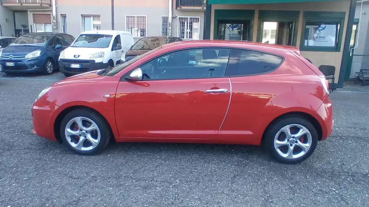 Usata Alfa Romeo MiTo Super 77 CV (56 kW) 2018 Rosso Utilitaria