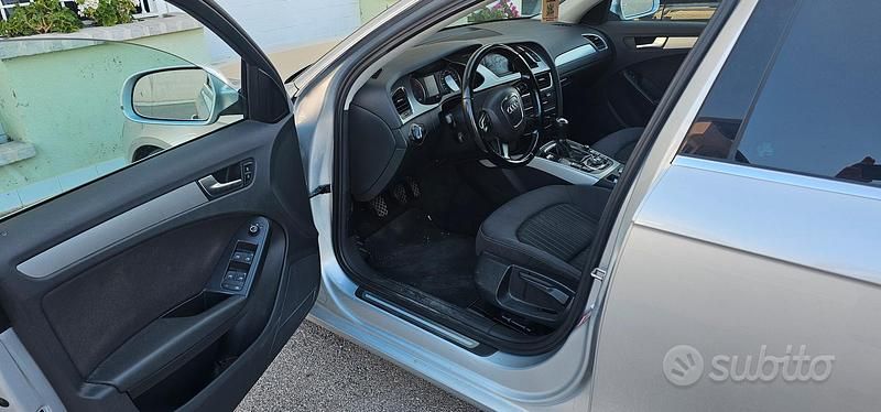 Usata Audi A4 143 CV (105 kW) 2011 Grigio Station wagon