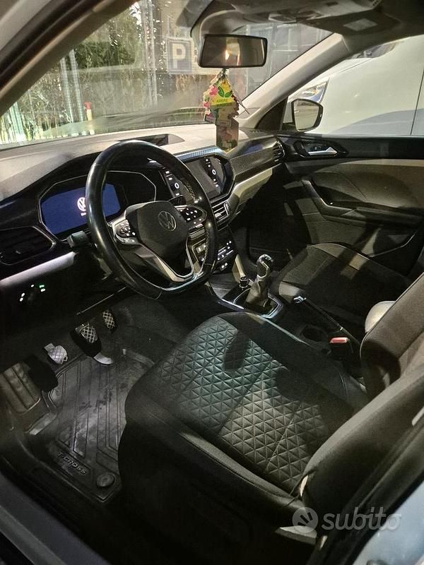 Usata VW T-Cross 110 CV (80 kW) 2021 Bianco SUV
