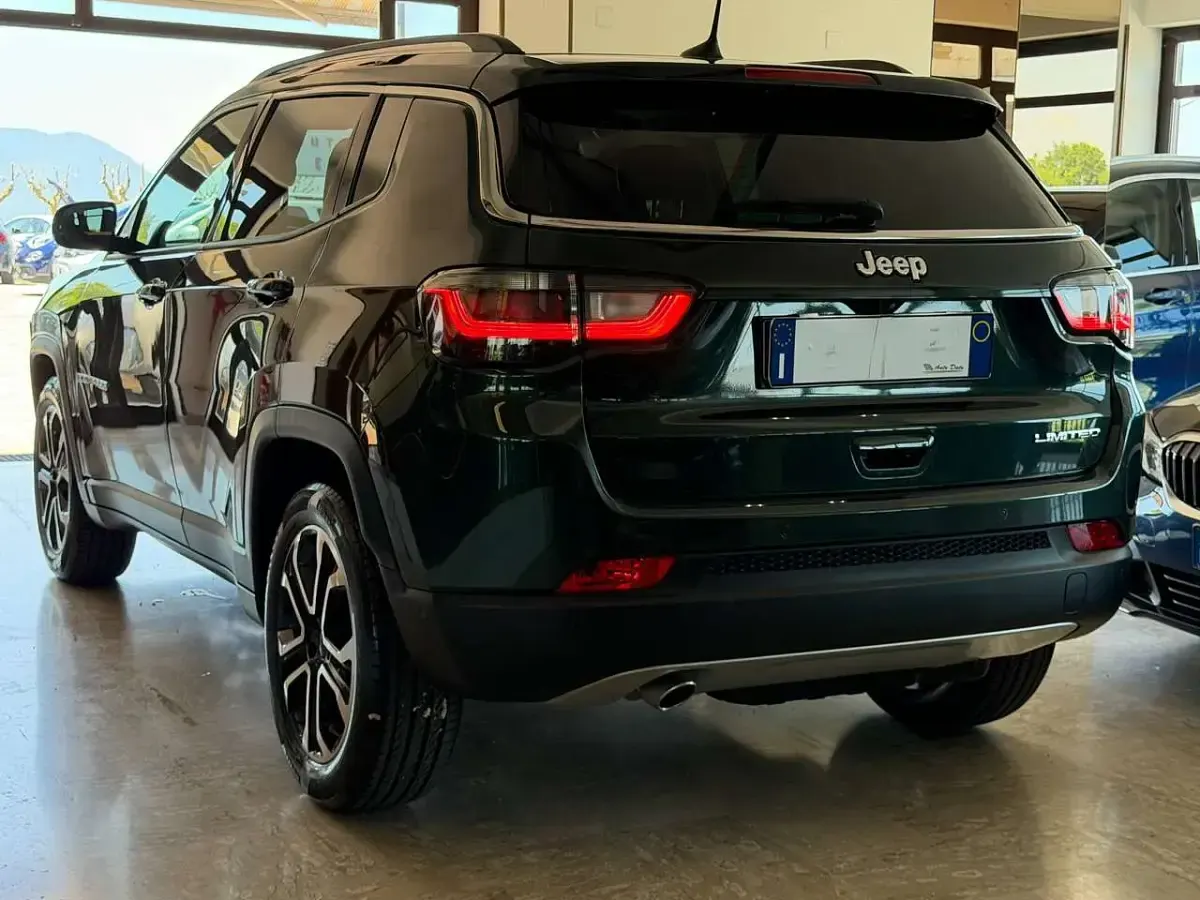 Usata Jeep Compass Limited 131 CV (96 kW) 2017 Grigio SUV