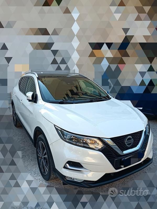 Usata Nissan Qashqai N-Connecta 2018 Bianco SUV