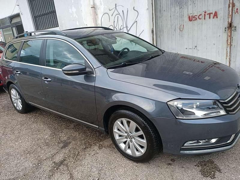 Usata VW Passat Comfortline 150 CV (110 kW) 2014 Grigio Station wagon