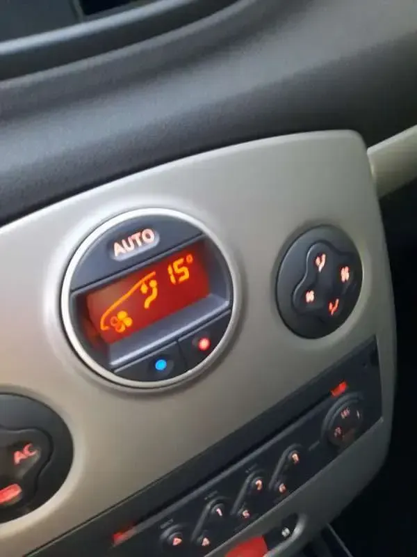 Käytetty Renault Clio II R.S. 197 HP (144 kW) 2006 Sedan