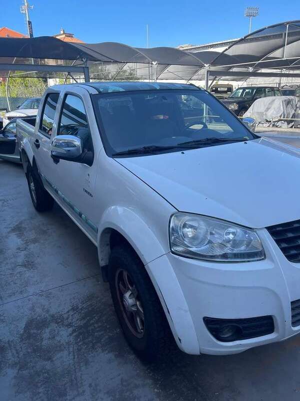 Usata Great Wall Steed 5 139 CV (102 kW) 2015 Bianco SUV