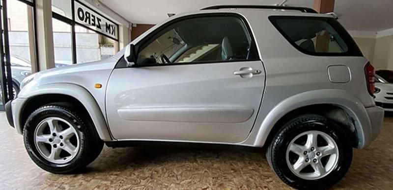 Usata Toyota RAV4 150 CV (110 kW) 2001 SUV
