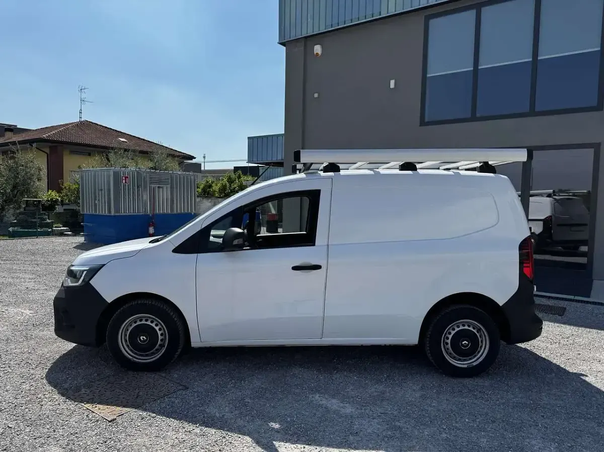 Usata Renault Kangoo 95 CV (69 kW) 2022 Bianco Monovolume