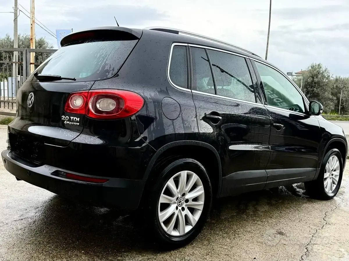 Usata VW Tiguan 140 CV (102 kW) 2010 Nero SUV