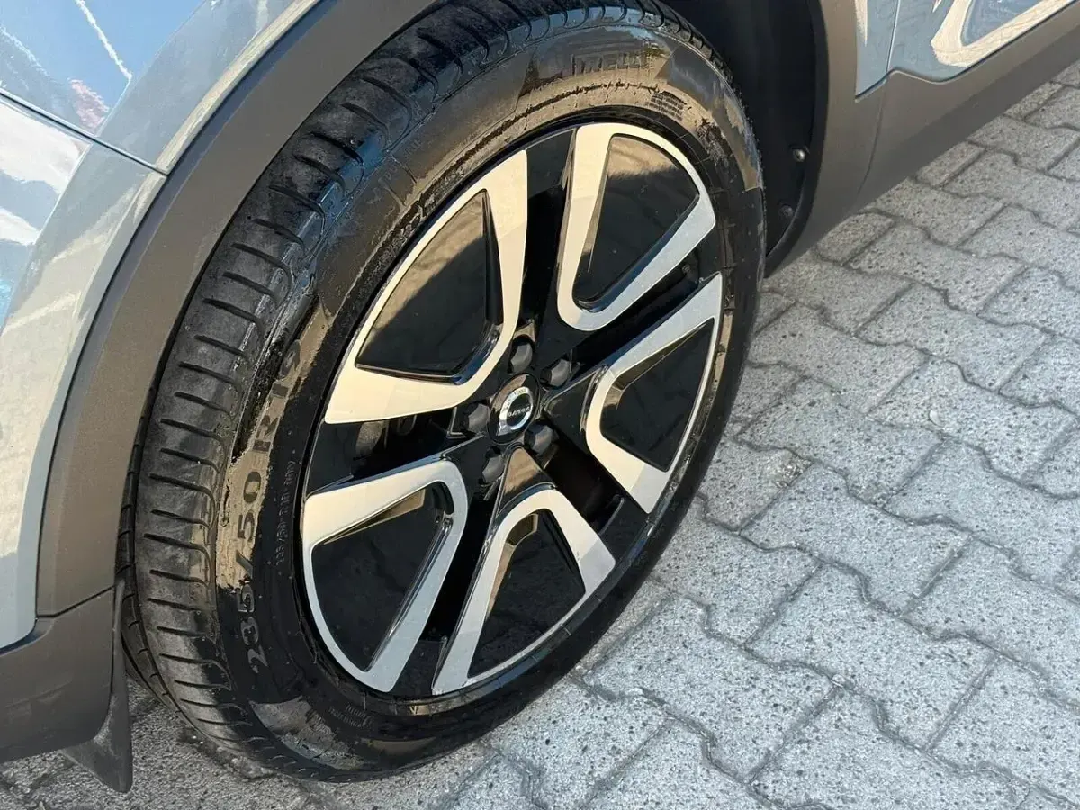 Usata Volvo XC40 Inscription 179 CV (131 kW) 2021 Blu SUV