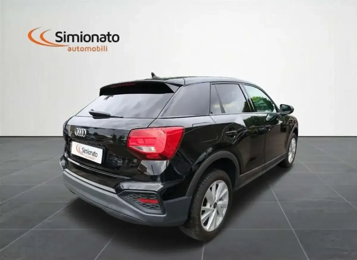 Usata Audi Q2 150 CV (110 kW) 2022 Nero SUV