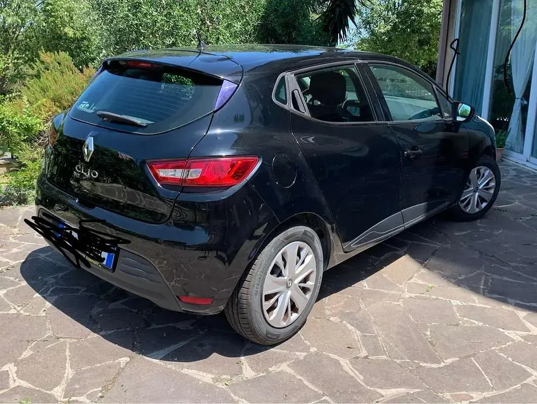 Usata Renault Clio IV 65 CV (47 kW) 2016 Nero Berlina