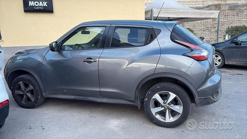 Usata Nissan Juke 113 CV (83 kW) 2018 Grigio SUV