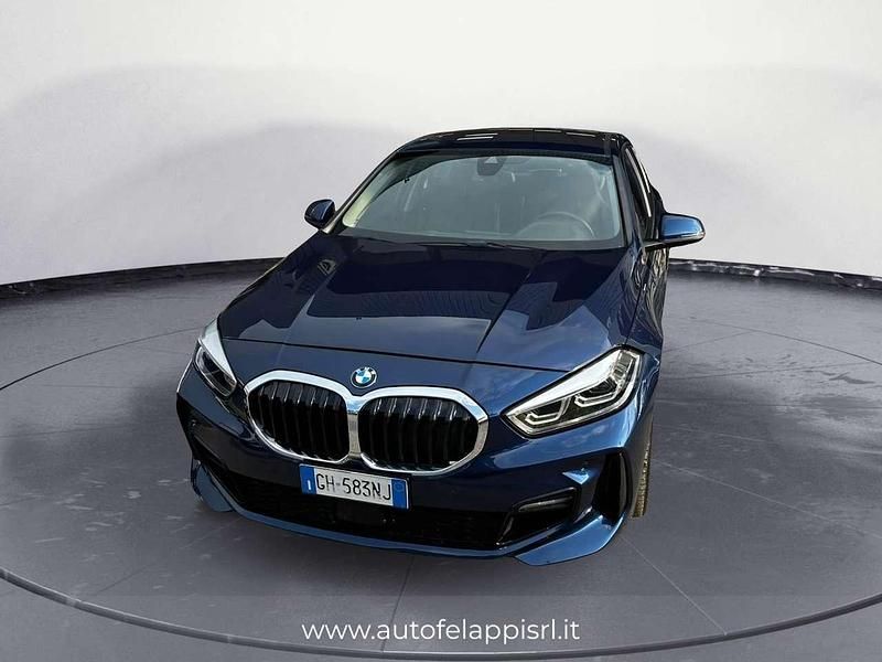 Usata BMW 120 Advantage 190 CV (139 kW) 2021 Blu/azzurro Utilitaria