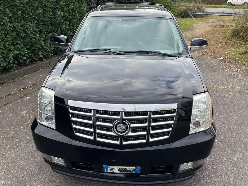 Usata Cadillac Escalade 409 CV (300 kW) 2008 Nero Station wagon
