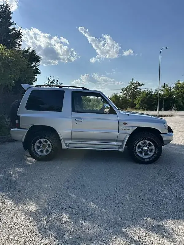 Usata Mitsubishi Pajero Top 99 CV (72 kW) 1999 SUV