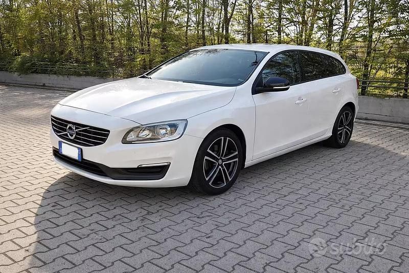 Usata Volvo V60 2013 Bianco Station wagon