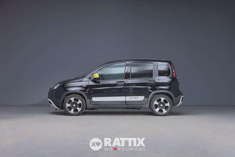 Usata Fiat Panda Cross Cross 69 CV (50 kW) 2025 Nero cinema Utilitaria