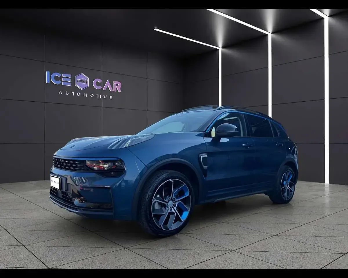 Usata Lynk & Co 01 179 CV (131 kW) 2023 Blu SUV