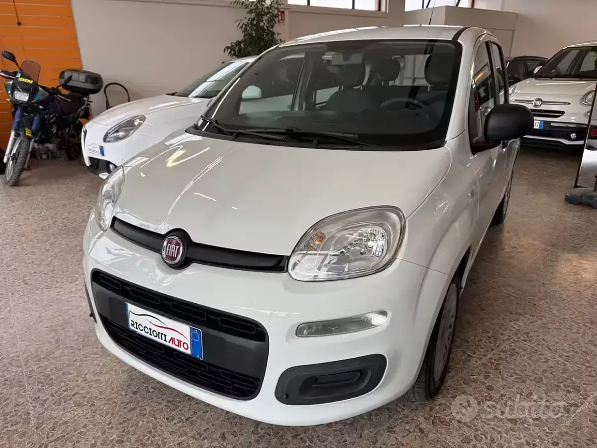 Usata Fiat Panda Easy 69 CV (50 kW) 2017 Bianco Utilitaria