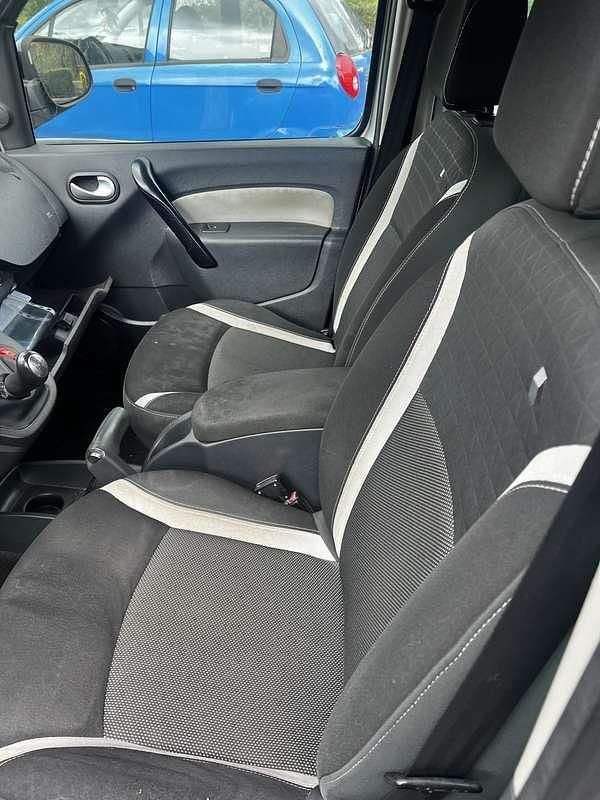 Usata Renault Kangoo LIMITED 90 CV (66 kW) 2015 Argento Monovolume